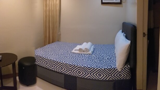 Unclassified image, 1 of 4, button - Hotel G (San Juan)