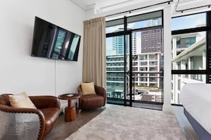 Desk, iron/ironing board, WiFi