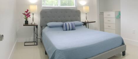 2 Schlafzimmer, Zimmersafe, Bügeleisen/Bügelbrett, WLAN