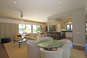 Smart TV, fireplace, DVD player, books - Indian Wells Country Club / Sandpiper Pod/Mid-Century (Indian Wells)