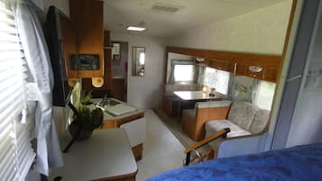 1 makuuhuone, ilmainen Wi-Fi, vuodevaatteet