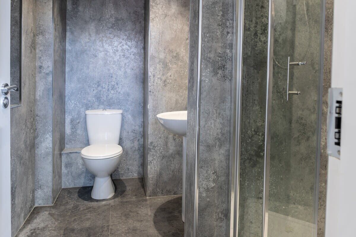 Shower, hair dryer