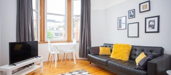 Beautiful Flat in Great West end Location
