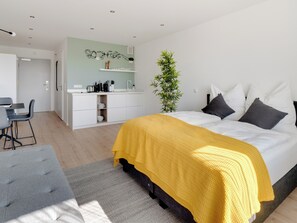 Suite L | Arbetsyta för laptop, gratis wi-fi och sängkläder
