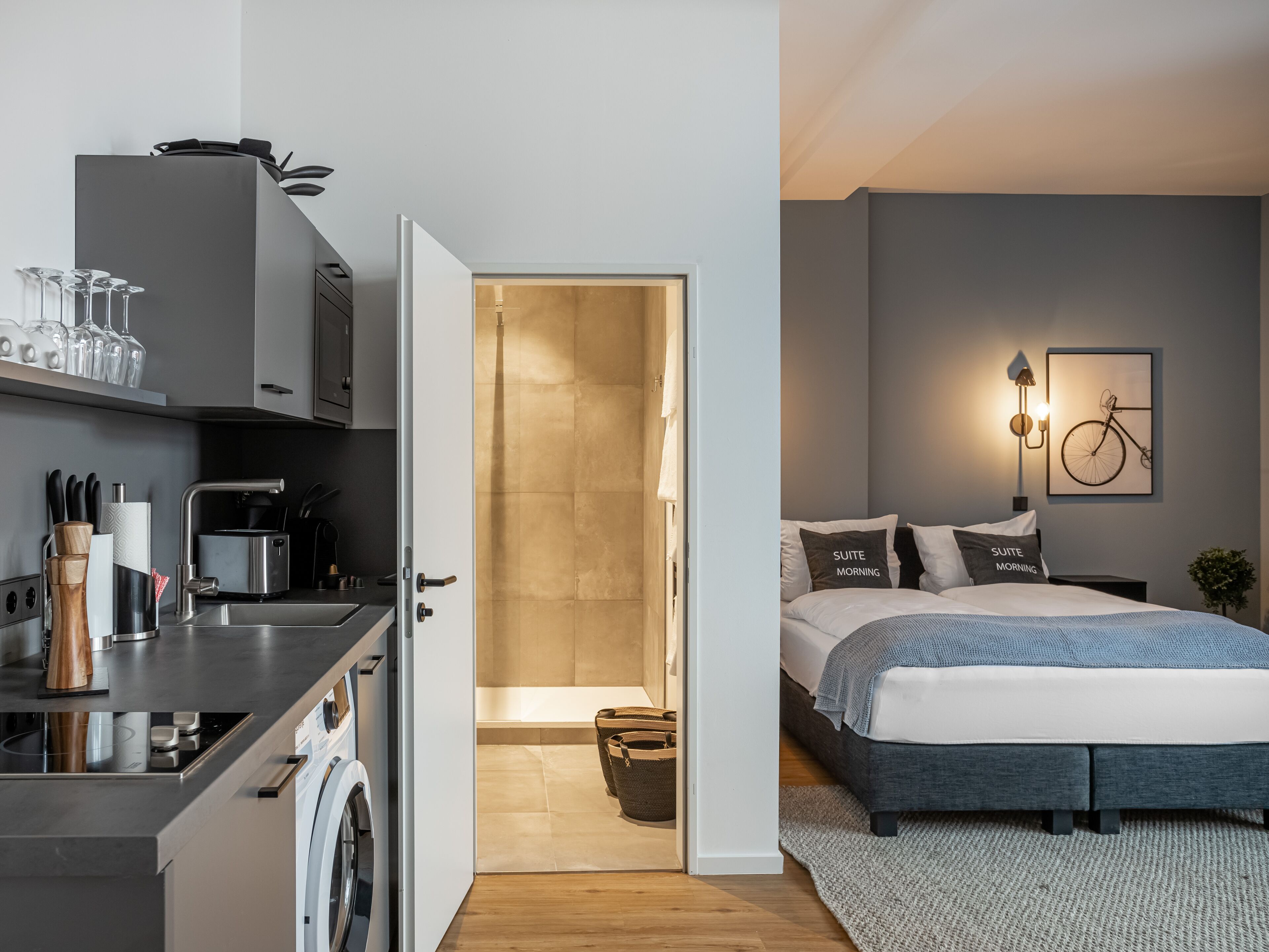 Suite | Individueel gemeubileerd, een bureau, een laptopwerkplek, gratis wifi