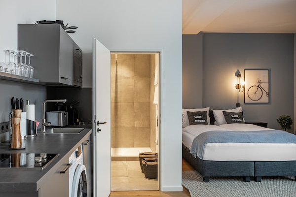 Suite XL + sofa bed | Individualmente mobiliados, escrivaninha