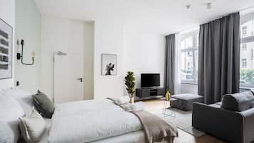 Suite XXL + sofa bed | Dilengkapkan perabot secara berasingan, meja, ruang kerja komputer riba