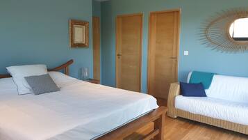 3 chambres, fer et planche Ă repasser, Wi-Fi gratuit, draps fournis