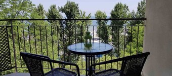 Apartment by the sea