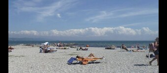 Apartment by the sea