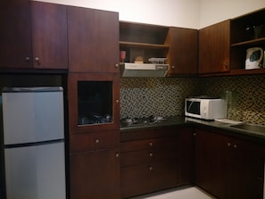 Villa, 2 Schlafzimmer, eigener Pool | Eigene Küche | Großer Kühlschrank, Mikrowelle, Herdplatte