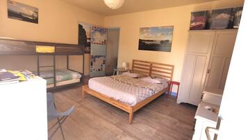 1 camera, ferro/asse da stiro, Wi-Fi gratuito, lenzuola