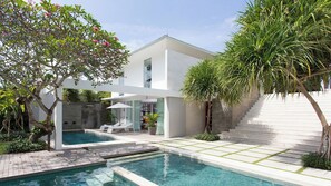 Villa (Canggu North) | Caja de seguridad en la habitación y decoración personalizada 
