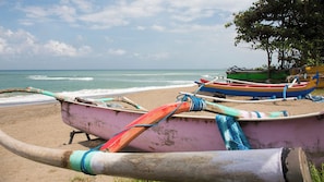 Canggu South | 2 bedrooms, in-room safe, individually decorated, individually furnished