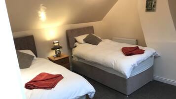 2 chambres, fer et planche Ă repasser, lit parapluie, Wi-Fi gratuit