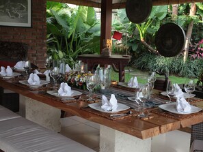 Villa Sati | Dining