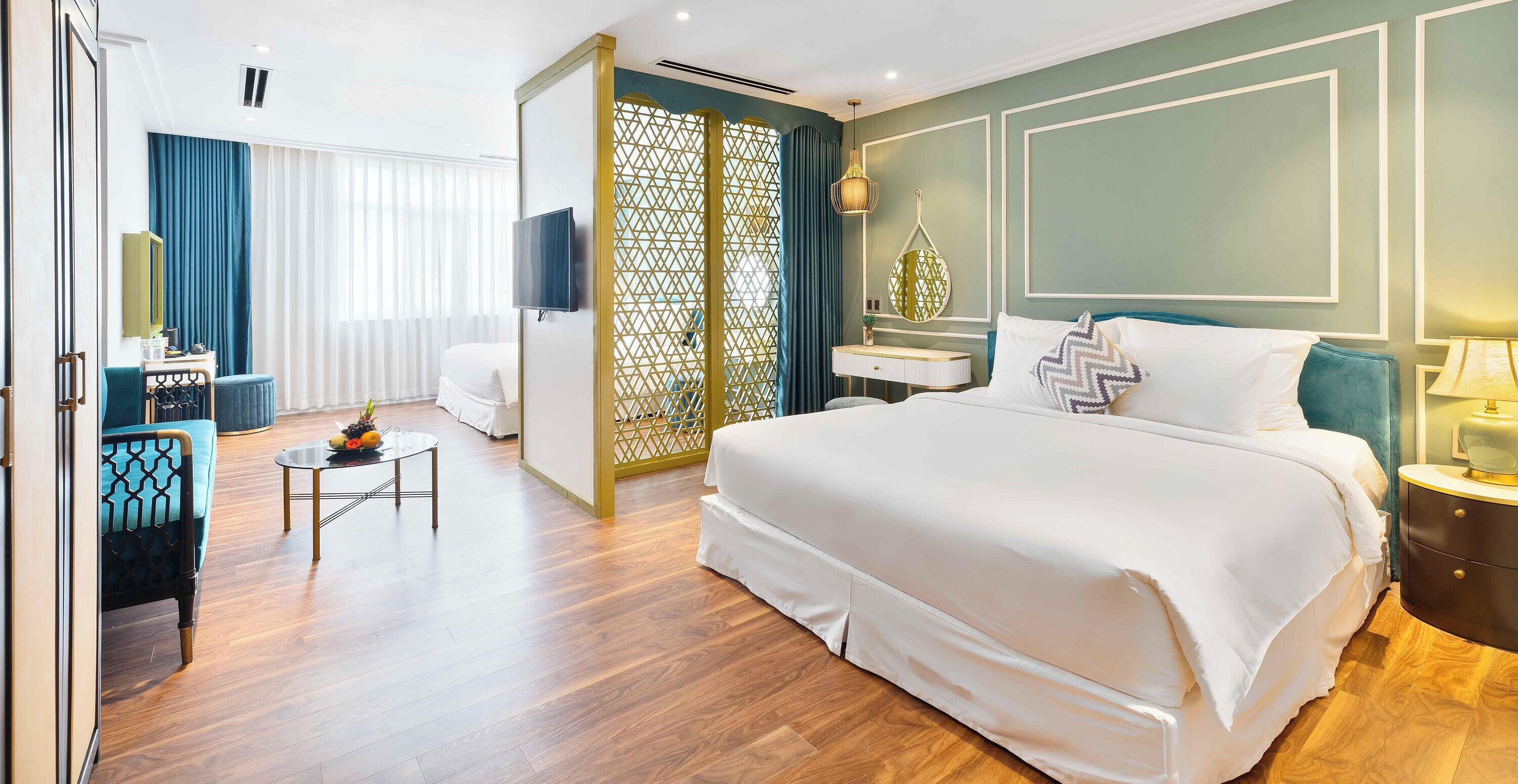 家庭房, 城市景观 | 迷你吧、隔音、免费 WiFi、床单