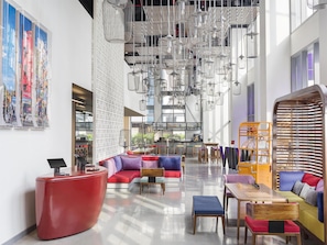 Lobby - Wink Saigon Centre, Unscripted by Hyatt - 24 Hours stay (Ho Chi Minh City)