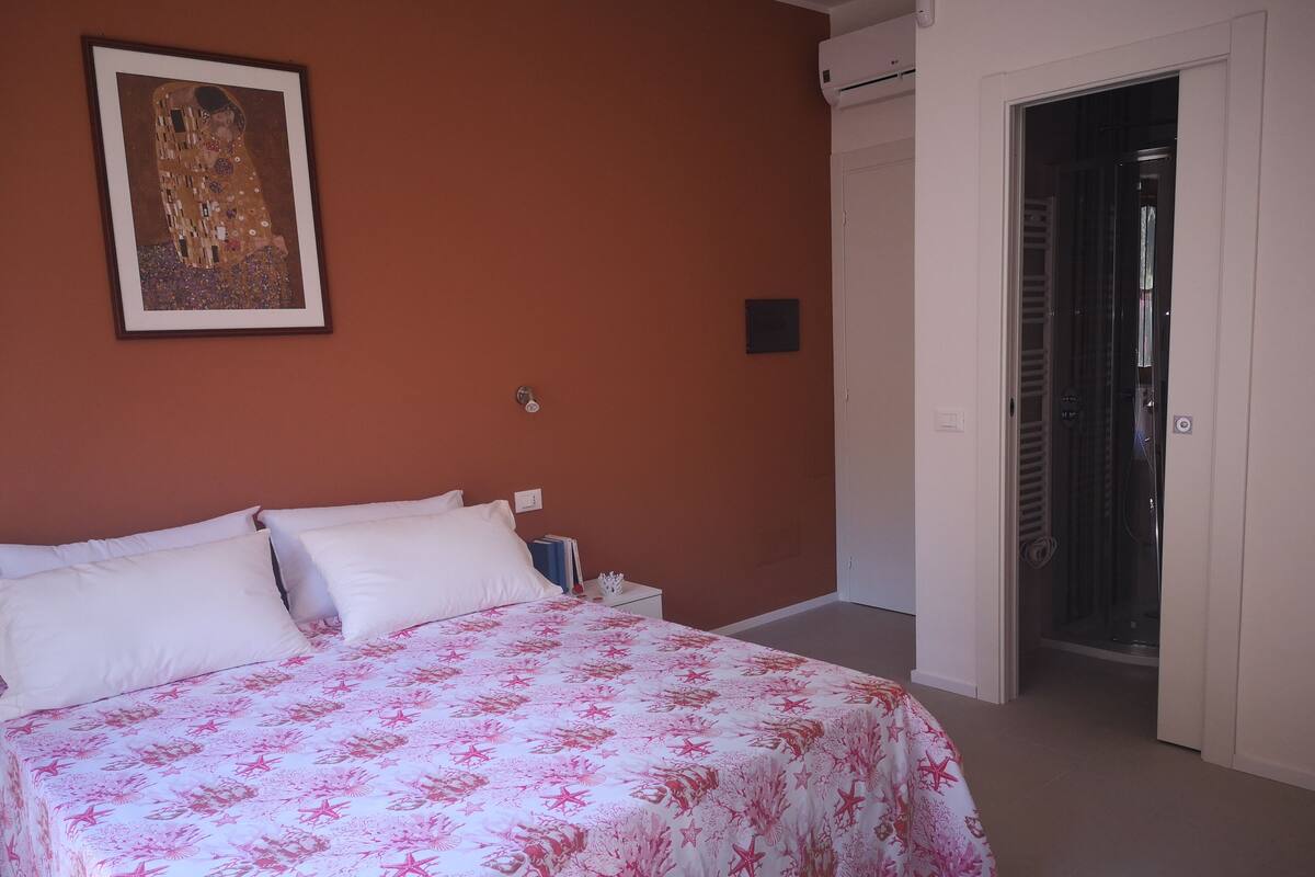 Superior Double or Twin Room, 1 Queen Bed, Private Bathroom, Garden View (Scrittore) | Desk, laptop workspace, soundproofing, cribs (free)