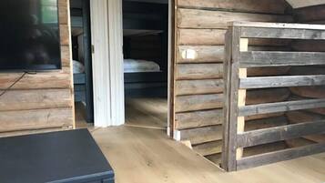 Comfort Cabin | Living area | TV
