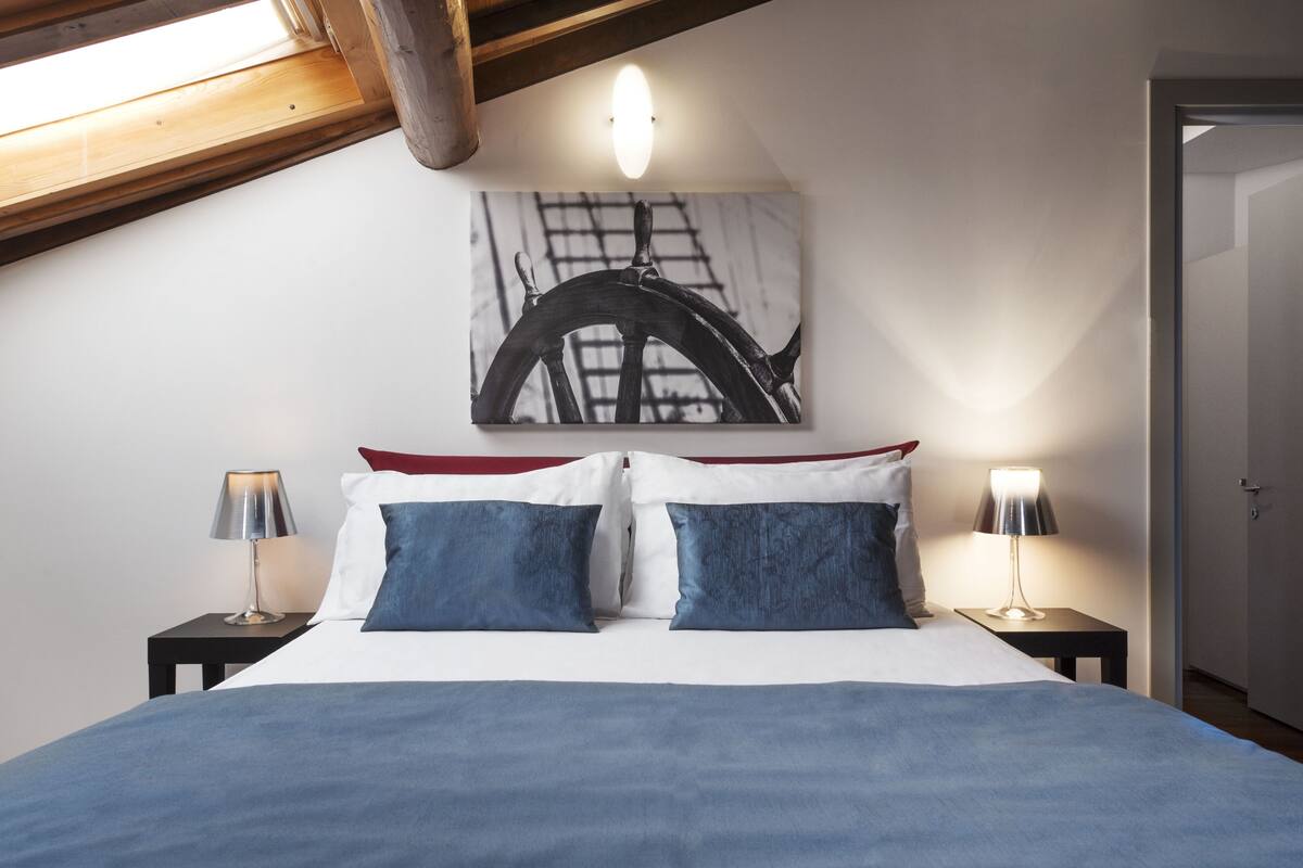 Standard Double Room | Down comforters, minibar, in-room safe, iron/ironing board (on request)