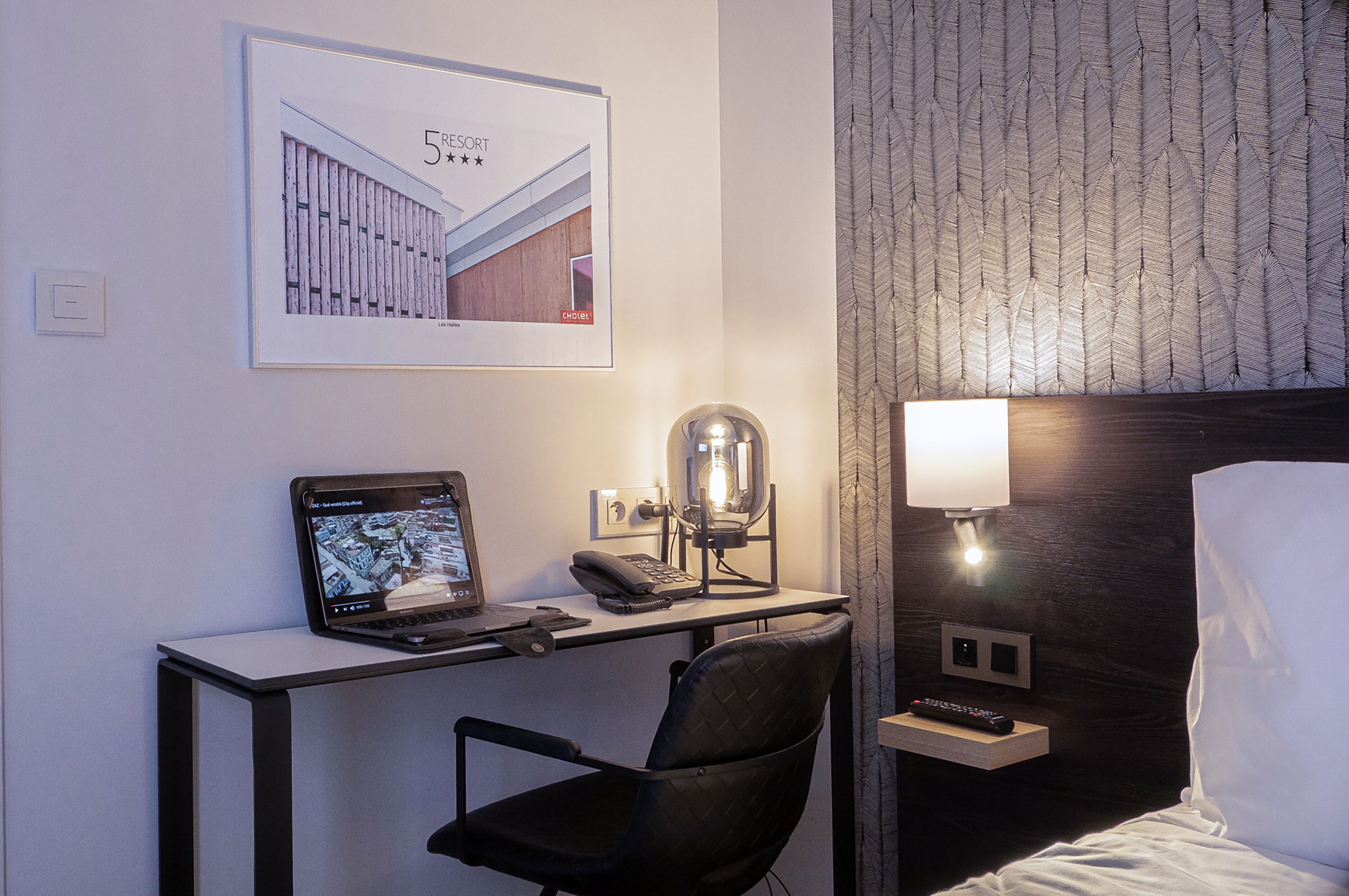 business double room, garden view (2) | premium bedding, memory-foam beds, individually decorated, desk