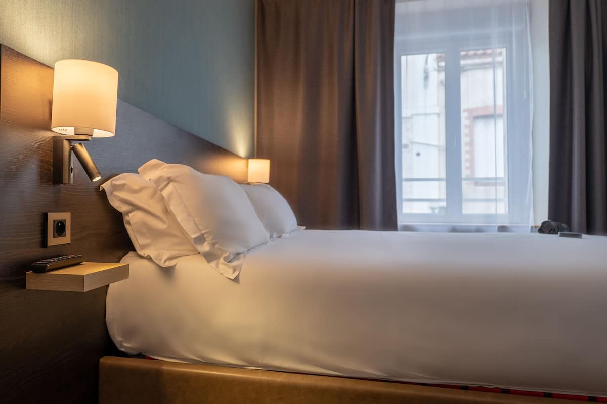 double room, 1 queen bed, city view (5) | premium bedding, memory-foam beds, individually decorated, desk