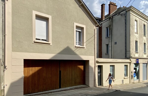 واجهة المنشأة