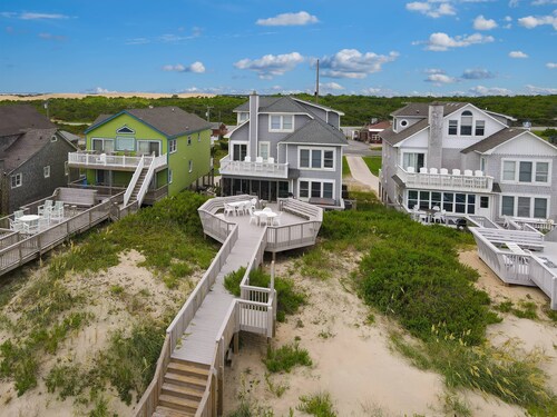 Dunes for Days - Nags Head MP 12.5, Oceanfront, Hot Tub, Rec Room, Pets OK, YR Flex