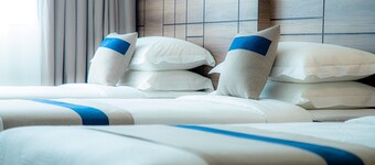 Season Star Hotel