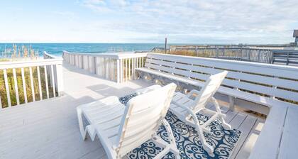 K0011 Fly Boys. Oceanfront, Stunning Views, Rec Room, & Elevator! Sunday Turn