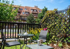 Outdoor dining - Homerez - Studio in Villers-sur-Mer (Villers-sur-Mer)