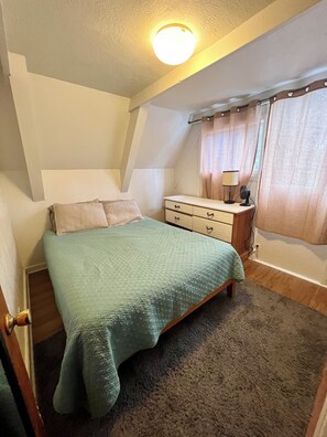 2 bedrooms, free WiFi, bed sheets