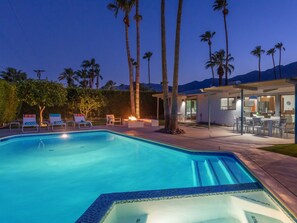 Beheizter Pool