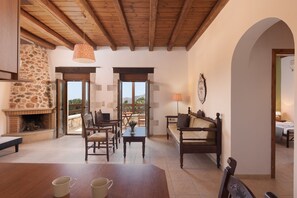 Smart-TV, Kamin, Bücher