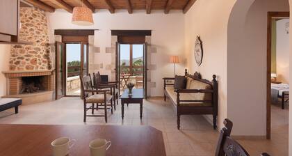 Koules Estate-Anemone, with Pool & BBQ, an Agricultural barn for Nature lovers