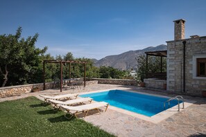 Piscine extérieure