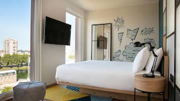 Roupas de cama premium, cofres nos quartos, individualmente decorados