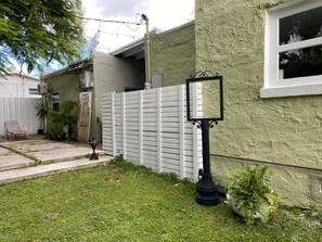 Nicht klassifiziertes Bild, 2 von 25, Schaltfläche