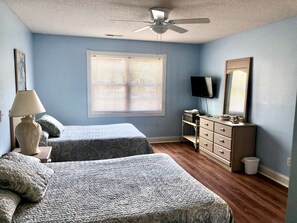 2 間睡房、熨斗/熨衫板、免費 Wi-Fi、床單