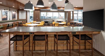 Fairfield Inn & Suites by Marriott Anaheim Los Alamitos