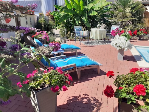 LOVELY SINGLE-STOREY GITE WITH SWIMMING POOL 15 KM FROM EUROPA PARK