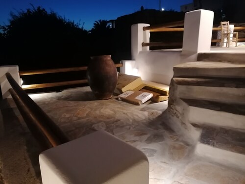 Cycladic Art Studio