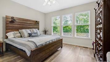 3 bedrooms, WiFi, bed sheets
