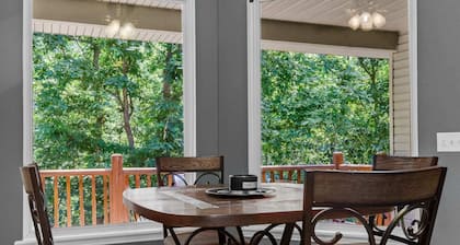 WE 3 KINGS near golf, trails, lakes, and more!