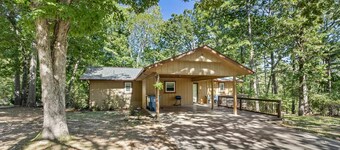 The Bird Nest Quiet, neighborhood. Dog friendly