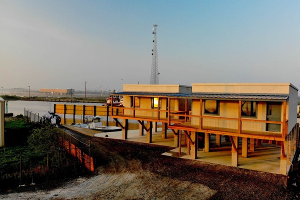 Venice Blue Crab Lodge exterior (3)