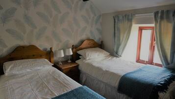 Habitación con 2 camas individuales | Ropa de cama