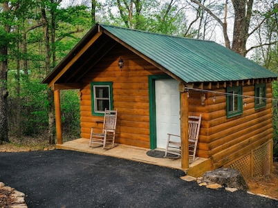 Log Cabin in North Georgia Mountains