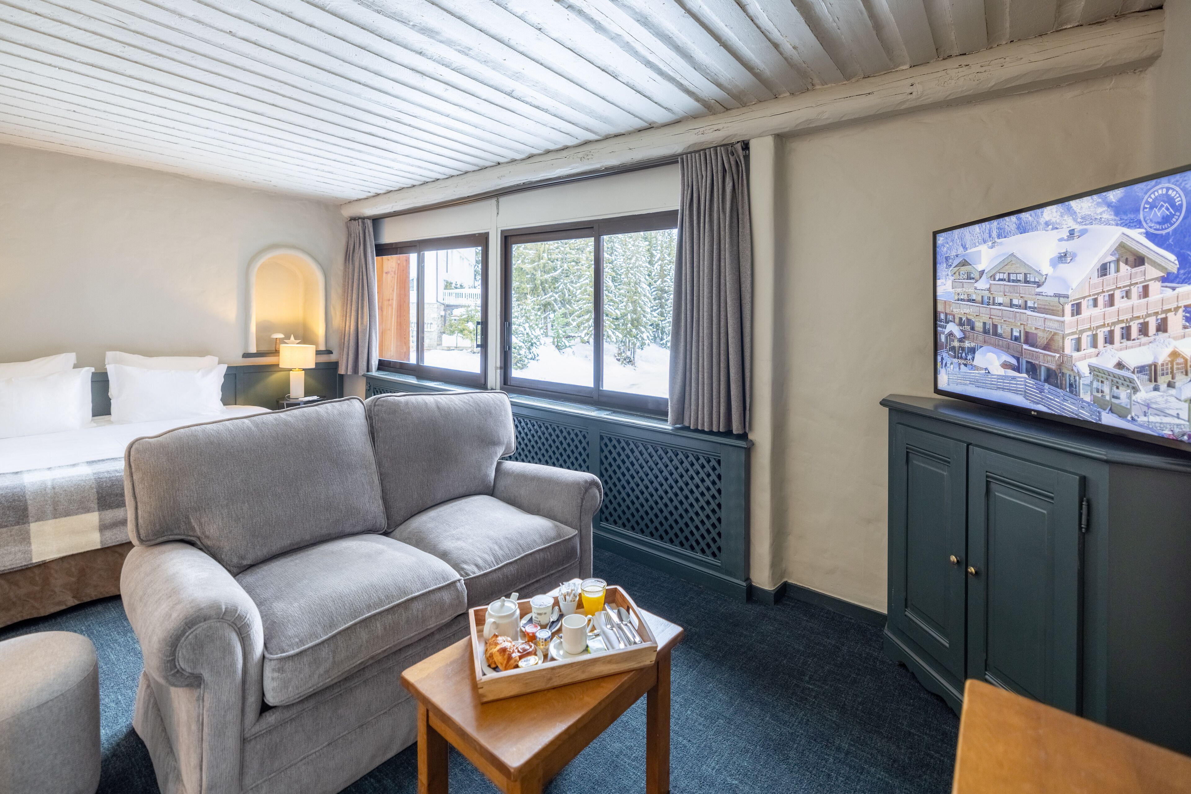 Junior Suite Classique | Literie de qualité supérieure, minibar, coffres-forts dans les chambres